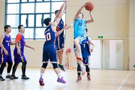 湖人VS雄鹿 CCTV5直播