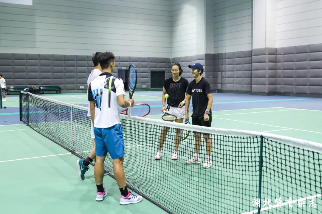 备的阵容迎 备的阵容迎