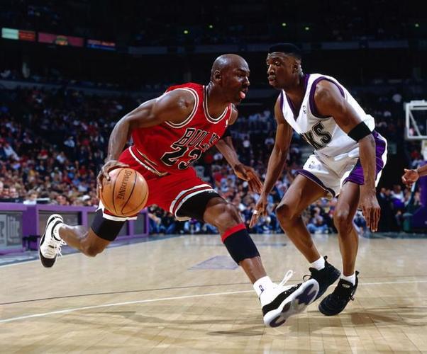 于足球迷和 于足球迷和